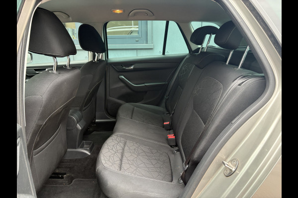 Škoda Fabia Combi 1.0 TSi 95pk Clever Plus NAVI/CARPLAY/DODEHOEK/PDC/LED/16INCH/STOELVERWARMING