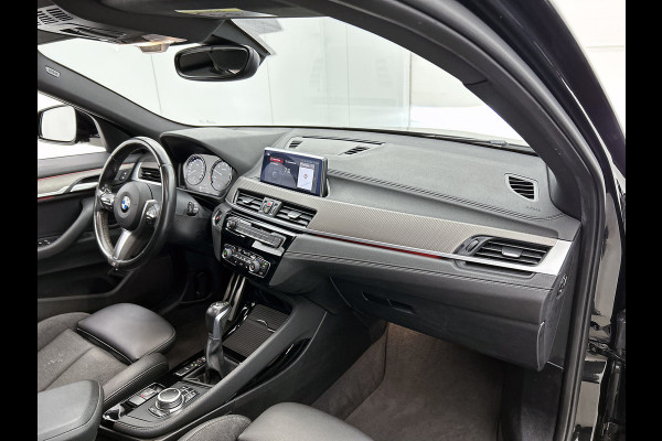 BMW X2 XDrive25e M-sport Business Edition Plus (Dealer OnderH, Panorama, Camera, PDC V+A, Camera, StoelV, Navi Prof, Etc)