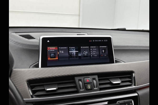 BMW X2 XDrive25e M-sport Business Edition Plus (Dealer OnderH, Panorama, Camera, PDC V+A, Camera, StoelV, Navi Prof, Etc)