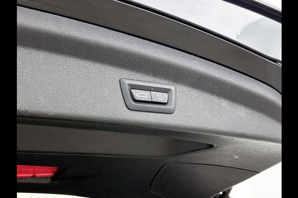 BMW X2 XDrive25e M-sport Business Edition Plus (Dealer OnderH, Panorama, Camera, PDC V+A, Camera, StoelV, Navi Prof, Etc)