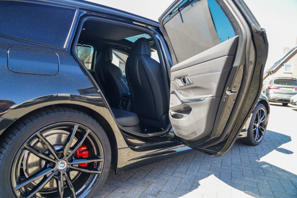 BMW 3 Serie Touring 330e xDrive | Head Up Display | M Sportstoelen | Harman/Kardon | Camera