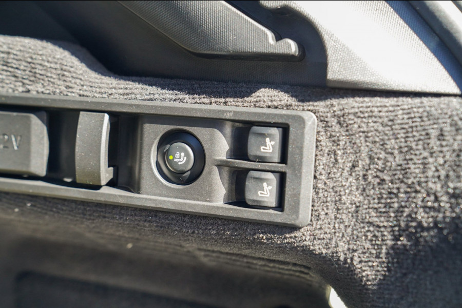 BMW 3 Serie Touring 330e xDrive | Head Up Display | M Sportstoelen | Harman/Kardon | Camera