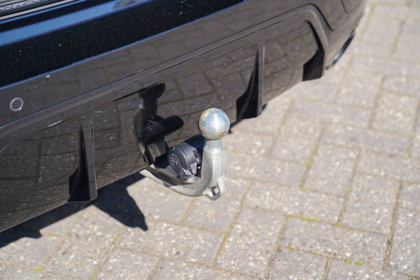 BMW 3 Serie Touring 330e xDrive | Head Up Display | M Sportstoelen | Harman/Kardon | Camera