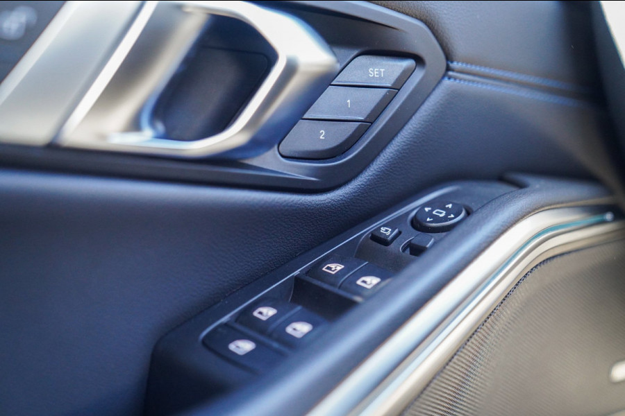 BMW 3 Serie Touring 330e xDrive | Head Up Display | M Sportstoelen | Harman/Kardon | Camera