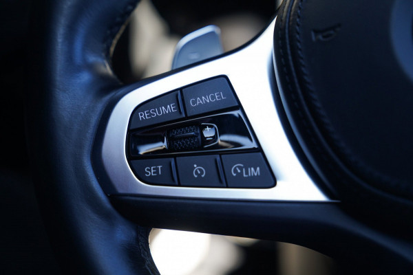 BMW 3 Serie Touring 330e xDrive | Head Up Display | M Sportstoelen | Harman/Kardon | Camera