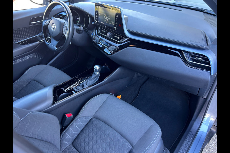 Toyota C-HR 2.0 Hybrid First Edition 100% Dealer Onderhouden NL-Auto