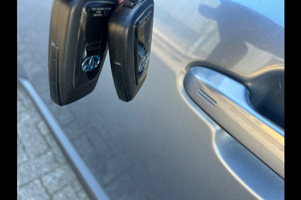 Toyota C-HR 2.0 Hybrid First Edition 100% Dealer Onderhouden NL-Auto