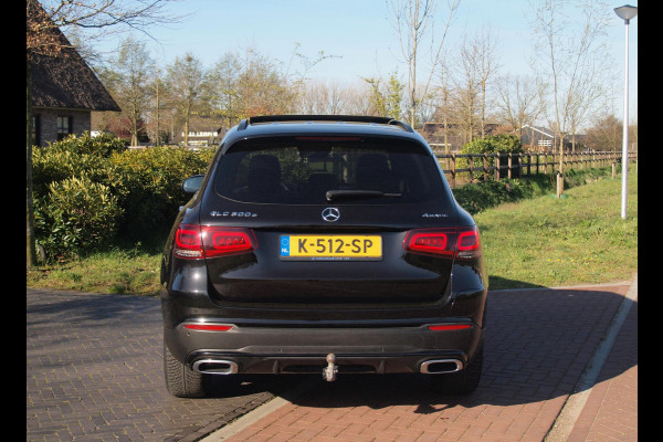Mercedes-Benz GLC 300e 4MATIC Business Solution AMG | Panoramadak | Trekhaak | 360 Camera | Sfeerverlichting | Burmester |