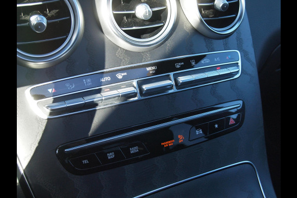 Mercedes-Benz GLC 300e 4MATIC Business Solution AMG | Panoramadak | Trekhaak | 360 Camera | Sfeerverlichting | Burmester |