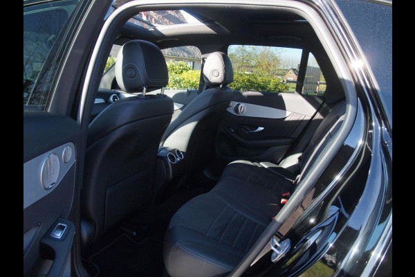 Mercedes-Benz GLC 300e 4MATIC Business Solution AMG | Panoramadak | Trekhaak | 360 Camera | Sfeerverlichting | Burmester |