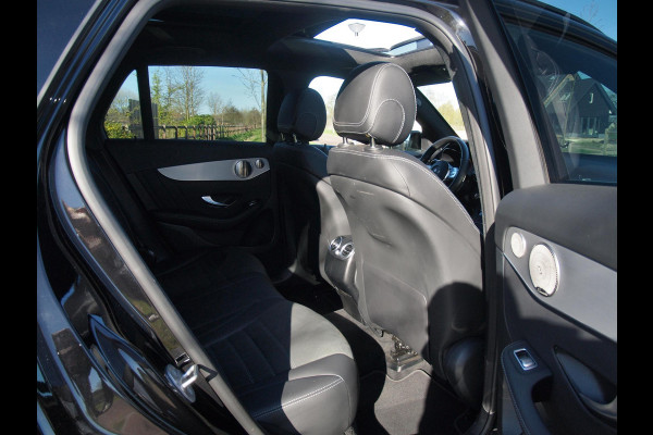 Mercedes-Benz GLC 300e 4MATIC Business Solution AMG | Panoramadak | Trekhaak | 360 Camera | Sfeerverlichting | Burmester |