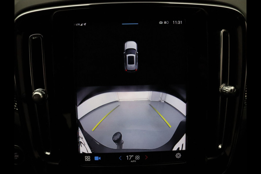 Volvo XC40 2.0 B3 Core 163pk Camera | Adapt. Cruise | Navi | Parkeersens. v+a | Trekhaak elektrisch uitklapbaar