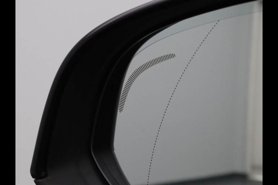 Volvo XC40 2.0 B3 Core 163pk Camera | Adapt. Cruise | Navi | Parkeersens. v+a | Trekhaak elektrisch uitklapbaar