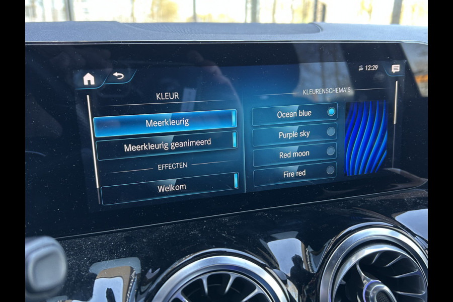 Mercedes-Benz B-Klasse 250e AMG // Trekhaakl // Caplay // Camera // Sfeerverlichting // Nightpakket