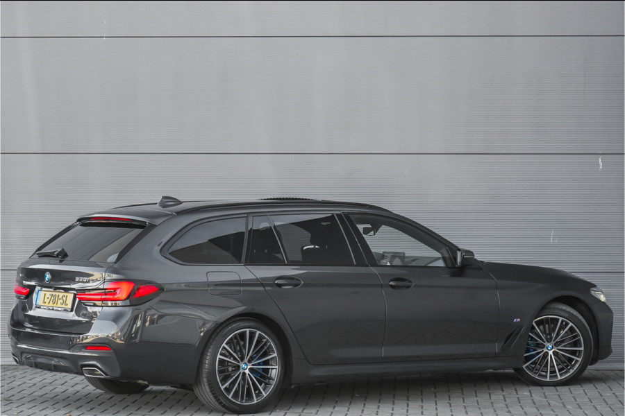 BMW 5 Serie Touring 530i xDrive High Executive M-Sport Pano Active Steering ACC Laser HUD
