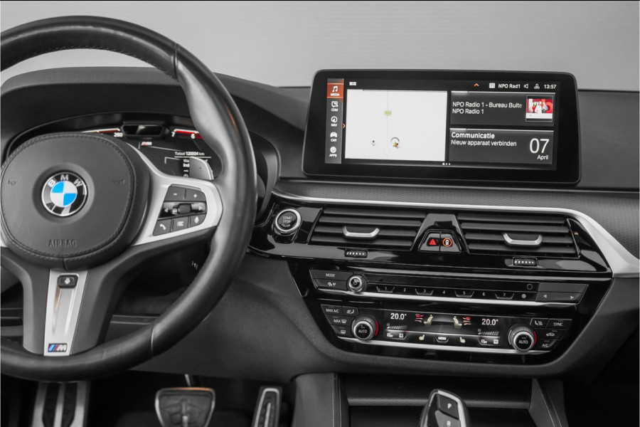 BMW 5 Serie Touring 530i xDrive High Executive M-Sport Pano Active Steering ACC Laser HUD