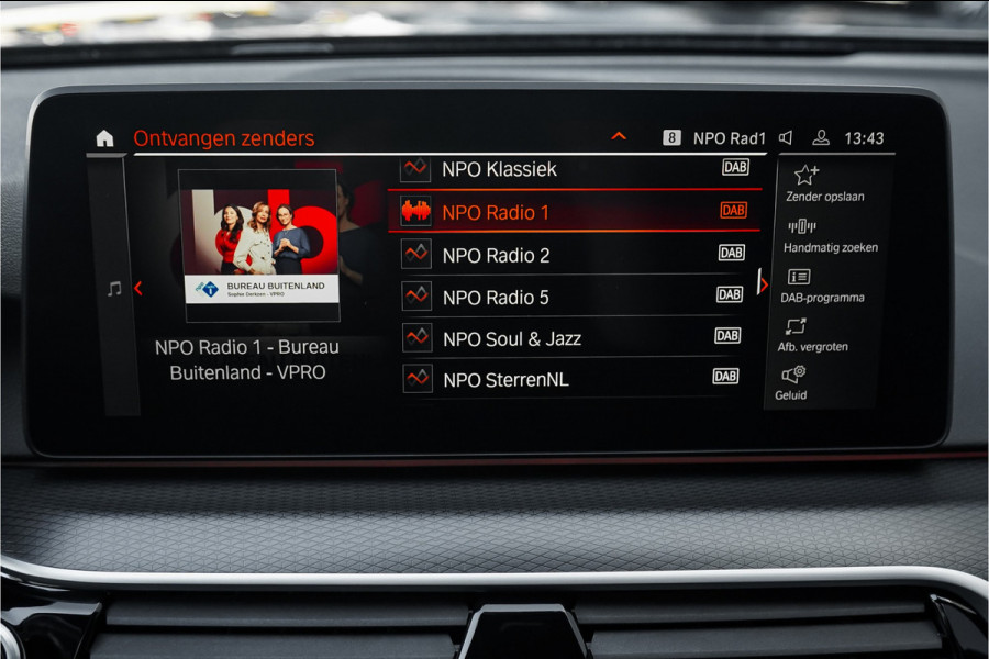 BMW 5 Serie Touring 530i xDrive High Executive M-Sport Pano Active Steering ACC Laser HUD