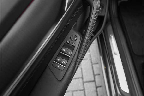 BMW 5 Serie Touring 530i xDrive High Executive M-Sport Pano Active Steering ACC Laser HUD