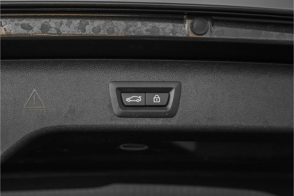 BMW 5 Serie Touring 530i xDrive High Executive M-Sport Pano Active Steering ACC Laser HUD