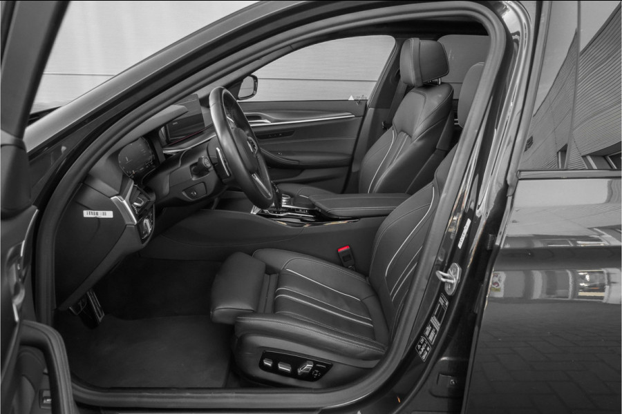 BMW 5 Serie Touring 530i xDrive High Executive M-Sport Pano Active Steering ACC Laser HUD