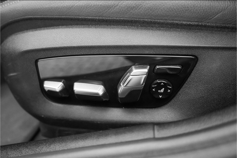 BMW 5 Serie Touring 530i xDrive High Executive M-Sport Pano Active Steering ACC Laser HUD