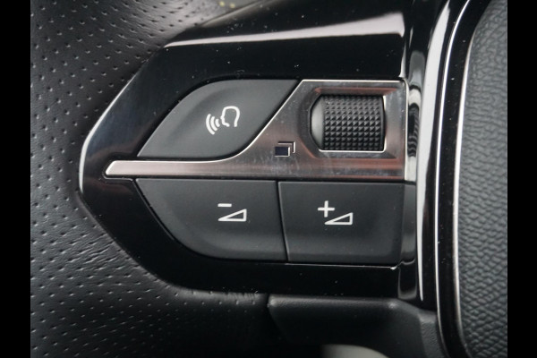 Peugeot 208 1.2 PureTech GT Pack Leder Alcantara