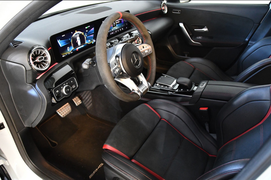 Mercedes-Benz A-Klasse AMG 35 4MATIC Premium Plus Pano Burmester