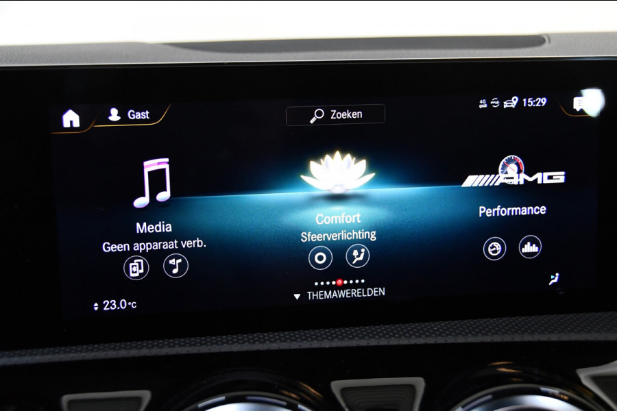 Mercedes-Benz A-Klasse AMG 35 4MATIC Premium Plus Pano Burmester