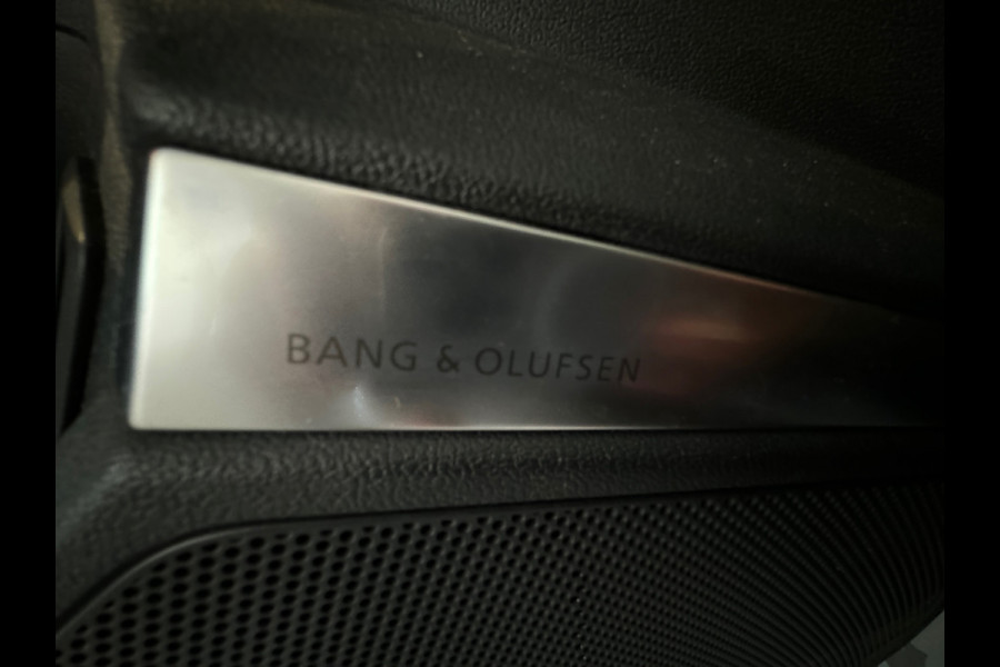 Audi S3 Sportback 2.0 TFSI quattro Pano|RS Seat|Keyless|B&O