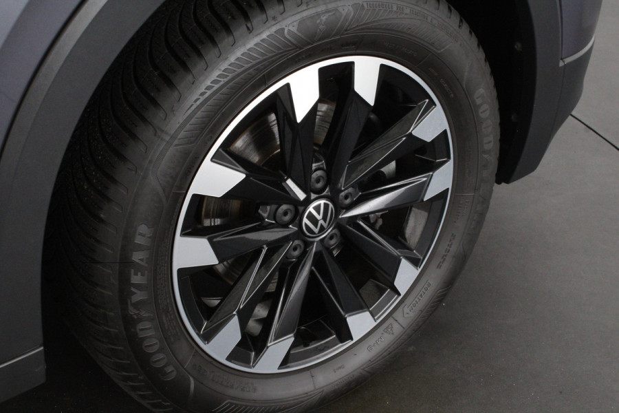 Volkswagen T-Cross 1.0 TSI Life > Camera/Smoky Gray/All season banden...