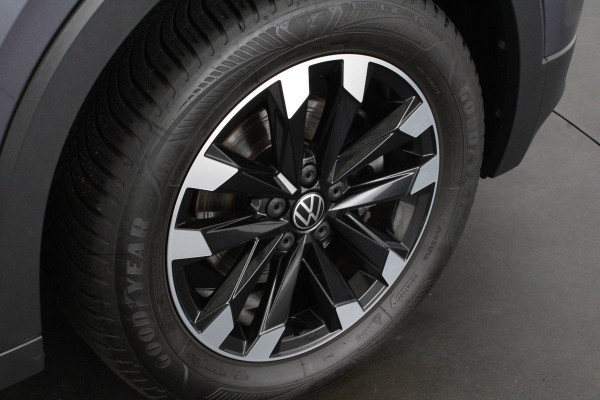 Volkswagen T-Cross 1.0 TSI Life > Camera/Smoky Gray/All season banden...