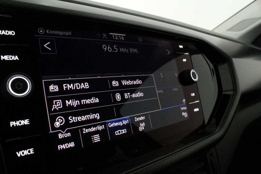 Volkswagen T-Cross 1.0 TSI Life > Camera/Smoky Gray/All season banden...