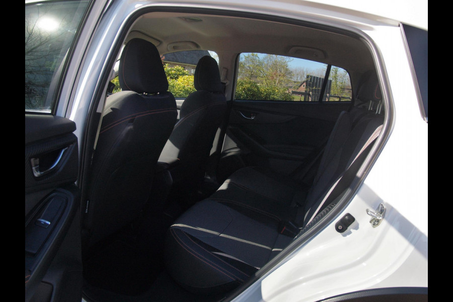 Subaru XV 2.0i e-BOXER | Trekhaak | Trekgewicht geremd 1270kg | Camera | NL-Auto |