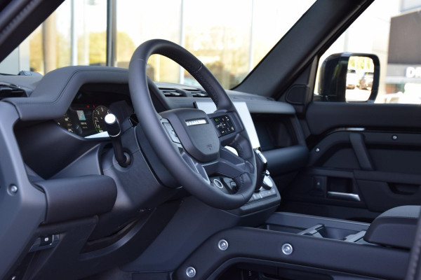 Land Rover Defender P300e 110 Dynamic SE Edition | Trekhaak | Pano | Cold Climate