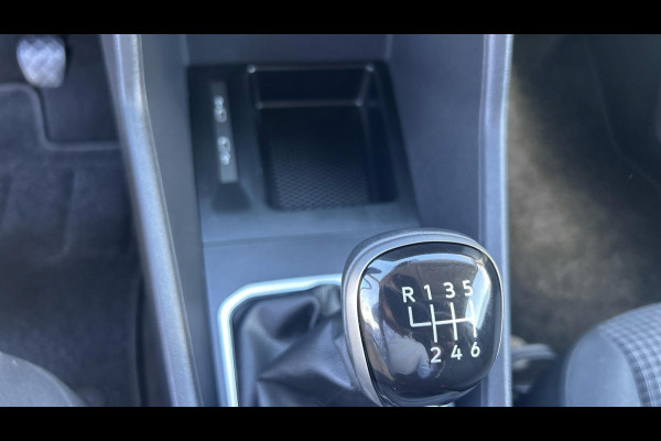 Volkswagen Caddy Cargo 2.0 TDI 102pk Style LED-koplampen, trtekhaak, app connect