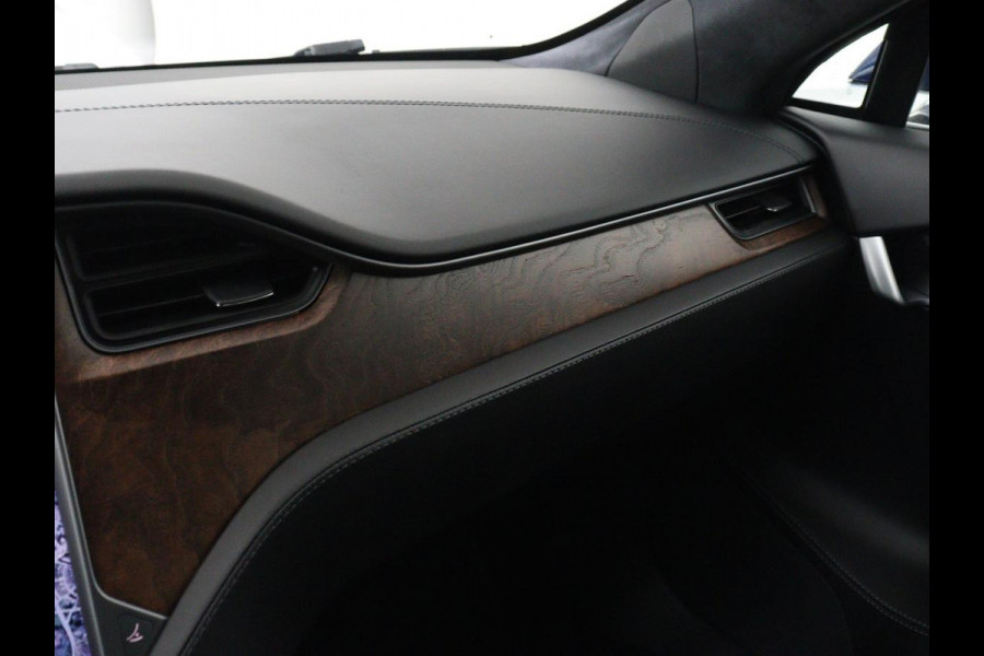 Tesla Model S 100D | SOH 90% | Panoramadak | Leder | Autopilot | Stoelverwarming | Camera | Keyless | Full LED | Navigatie | Climate control | 19'' lichtmetalen velgen