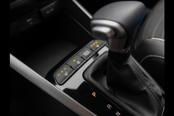 Kia Stonic 1.0 T-GDi MHEV GT-Line | Stoel en stuurverwarming | Navi | Clima |