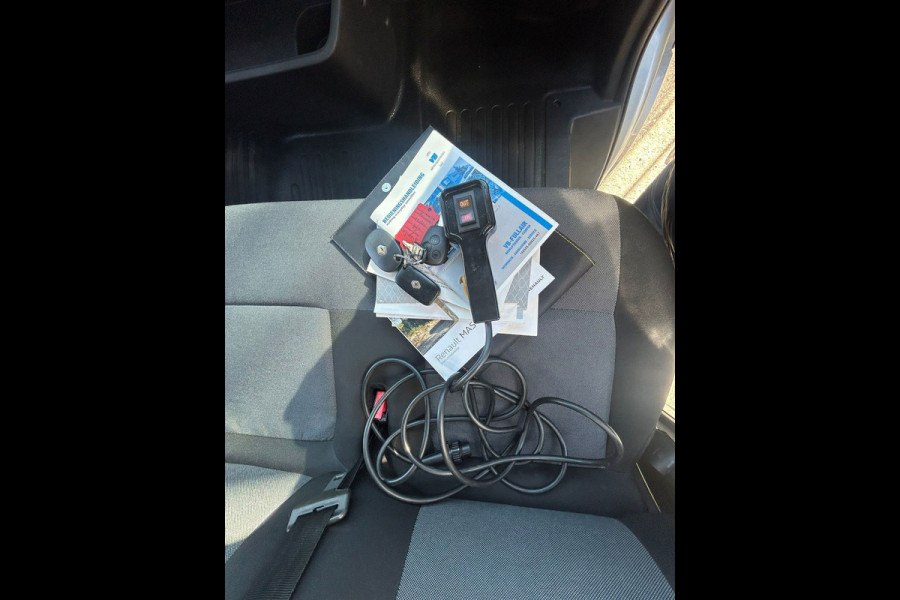 Renault Master T35 2.3 dCi 165 L4 DL Energy oprijwagen tijhof