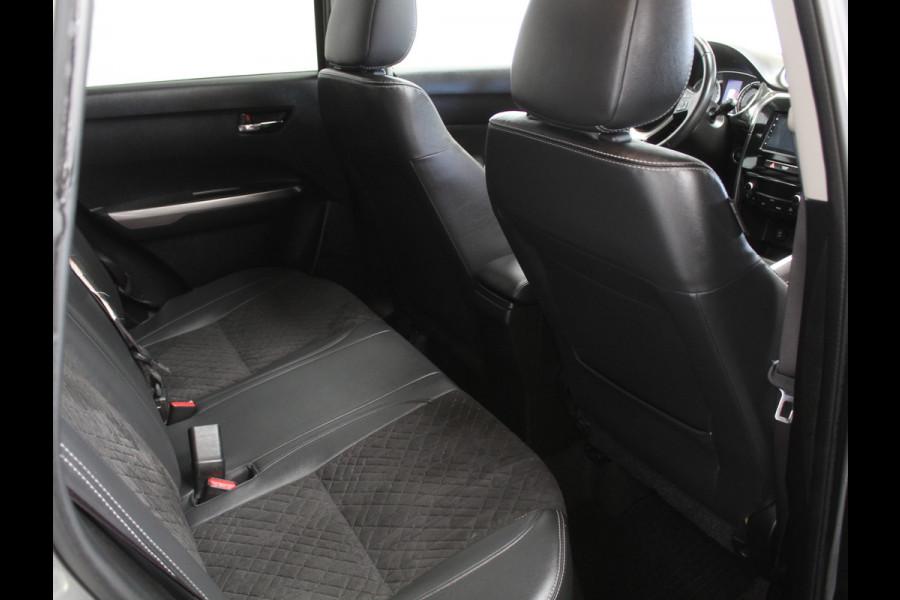 Suzuki Vitara 1.4 Boosterjet Style Smart Hybrid NAVI | CARPLAY | CAMERA | CLIMATE | HALFLEER | LED | STOELVERW | ADAPCRUISE | PANODAK | LMV17