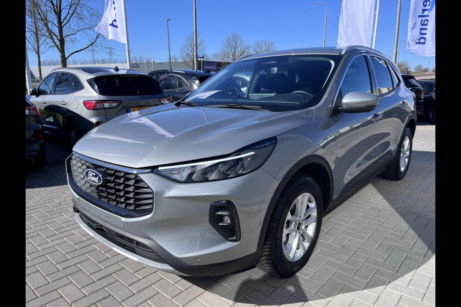 Ford Kuga 2.5 FHEV Titanium 190pk | Driver Assistance Pack | Wegklapbare Trekhaak | Geen stekker nodig | 1.600kg Trekgewicht | Michelin Cross Climate banden