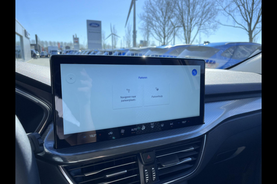 Ford Kuga 2.5 FHEV Titanium 190pk | Driver Assistance Pack | Wegklapbare Trekhaak | Geen stekker nodig | 1.600kg Trekgewicht | Michelin Cross Climate banden