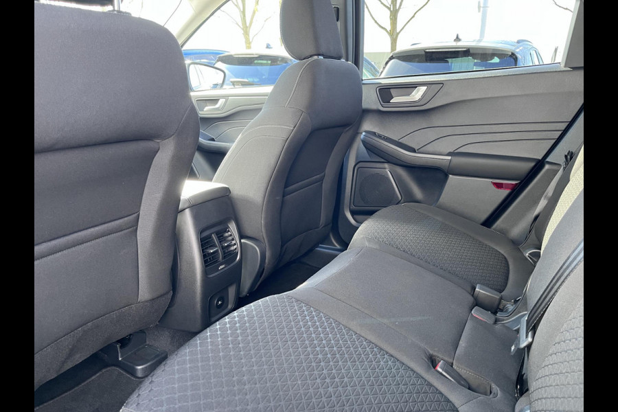 Ford Kuga 2.5 FHEV Titanium 190pk | Driver Assistance Pack | Wegklapbare Trekhaak | Geen stekker nodig | 1.600kg Trekgewicht | Michelin Cross Climate banden