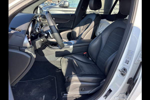 Mercedes-Benz GLC 300e 4MATIC AMG Line PHEV 320pk | Trekhaak | Panoramadak | 2 bandensets | Leder | Adaptive cruise control | Camera