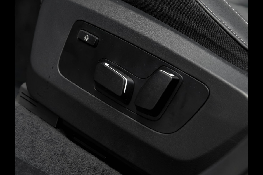 BMW X3 30e xDrive - Memoryzetel - Camera - ACC - Head-Up