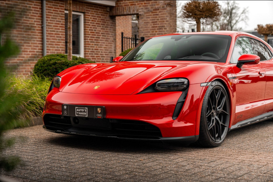Porsche Taycan Cross Turismo 4 GTS Pakket | Garantie 01-2028 | 1e Eigenaar | 21'' Vossen | BOSE | Sportchrono |