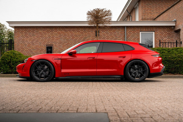 Porsche Taycan Cross Turismo 4 GTS Pakket | Garantie 01-2028 | 1e Eigenaar | 21'' Vossen | BOSE | Sportchrono |