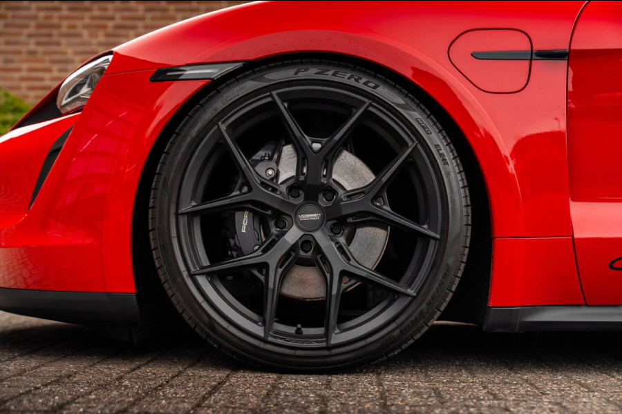 Porsche Taycan Cross Turismo 4 GTS Pakket | Garantie 01-2028 | 1e Eigenaar | 21'' Vossen | BOSE | Sportchrono |