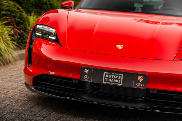 Porsche Taycan Cross Turismo 4 GTS Pakket | Garantie 01-2028 | 1e Eigenaar | 21'' Vossen | BOSE | Sportchrono |