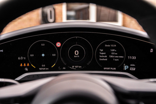 Porsche Taycan Cross Turismo 4 GTS Pakket | Garantie 01-2028 | 1e Eigenaar | 21'' Vossen | BOSE | Sportchrono |