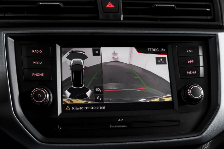 Seat Arona 1.0 TSI 95 PK Style | Dig. Cockpit | Cruise | PDC | Camera | App. Connect | ECC | LM 17" |